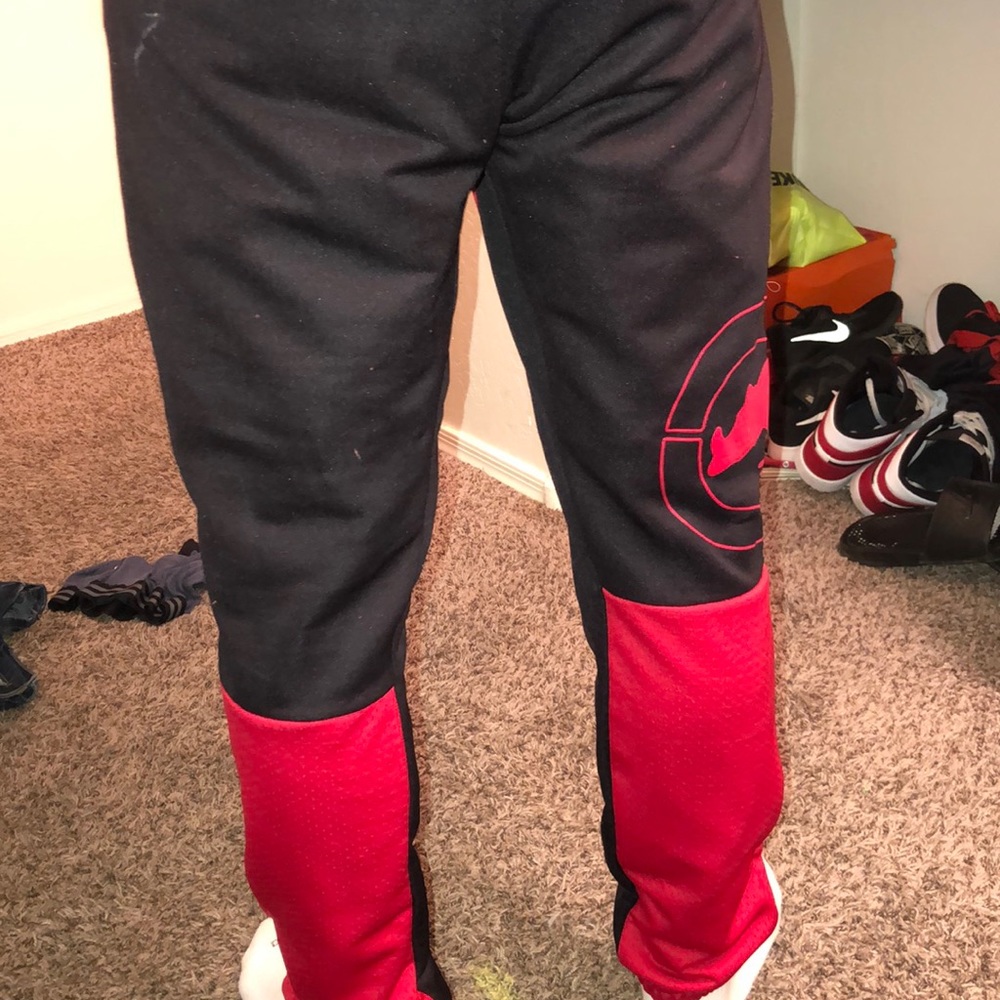 Joggers - Picture 3 of 3